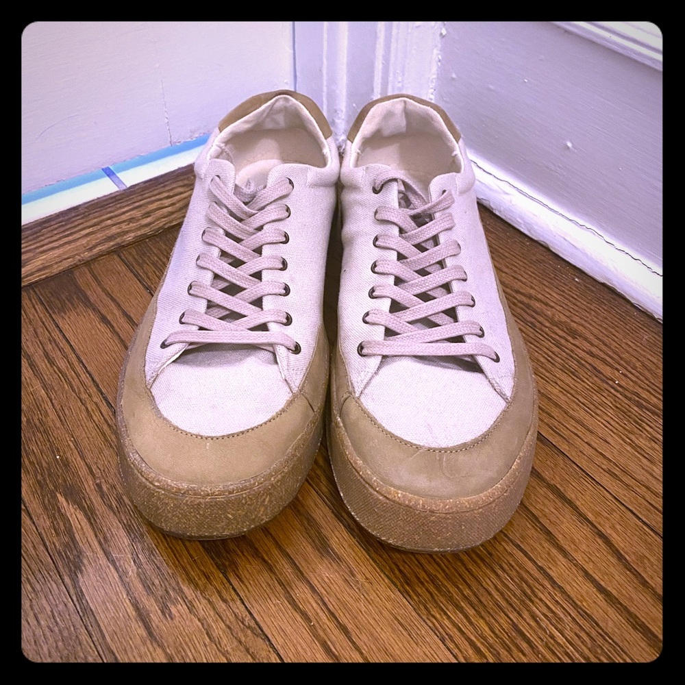 Pair of Osklen’s from Brazil. Size 9